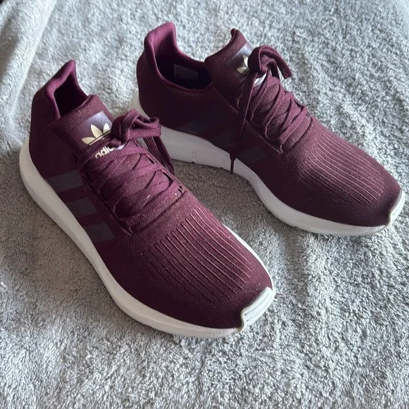 Adidas Women's Burgundy Sparkly Sneakers - Picture 3 of 5